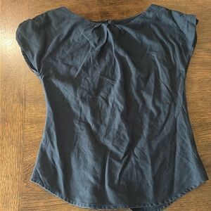 PATAGONIA Rare Women’s size 4 Black cotton dress shirt with zipper up back